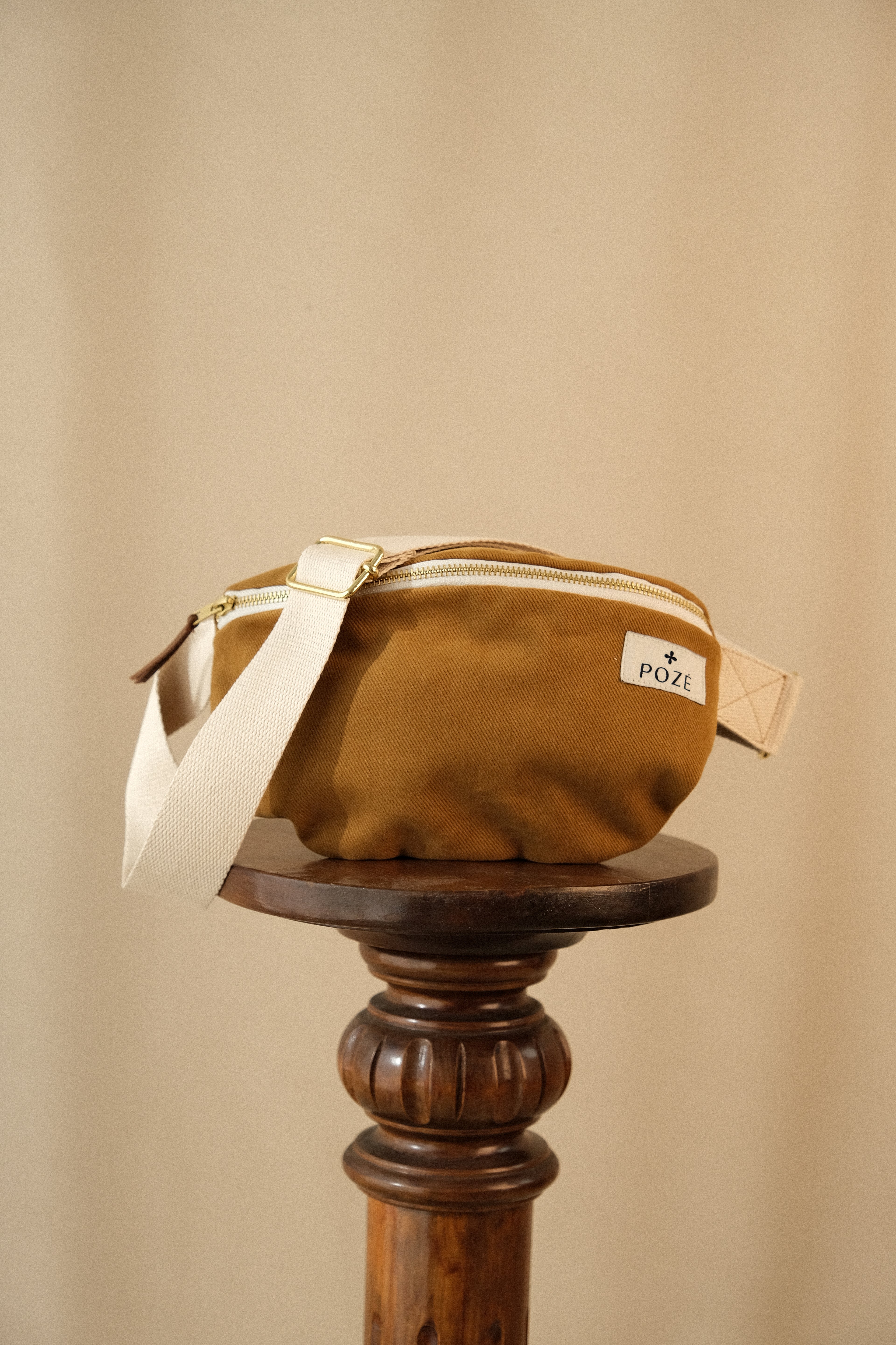 sac banane ocre compact