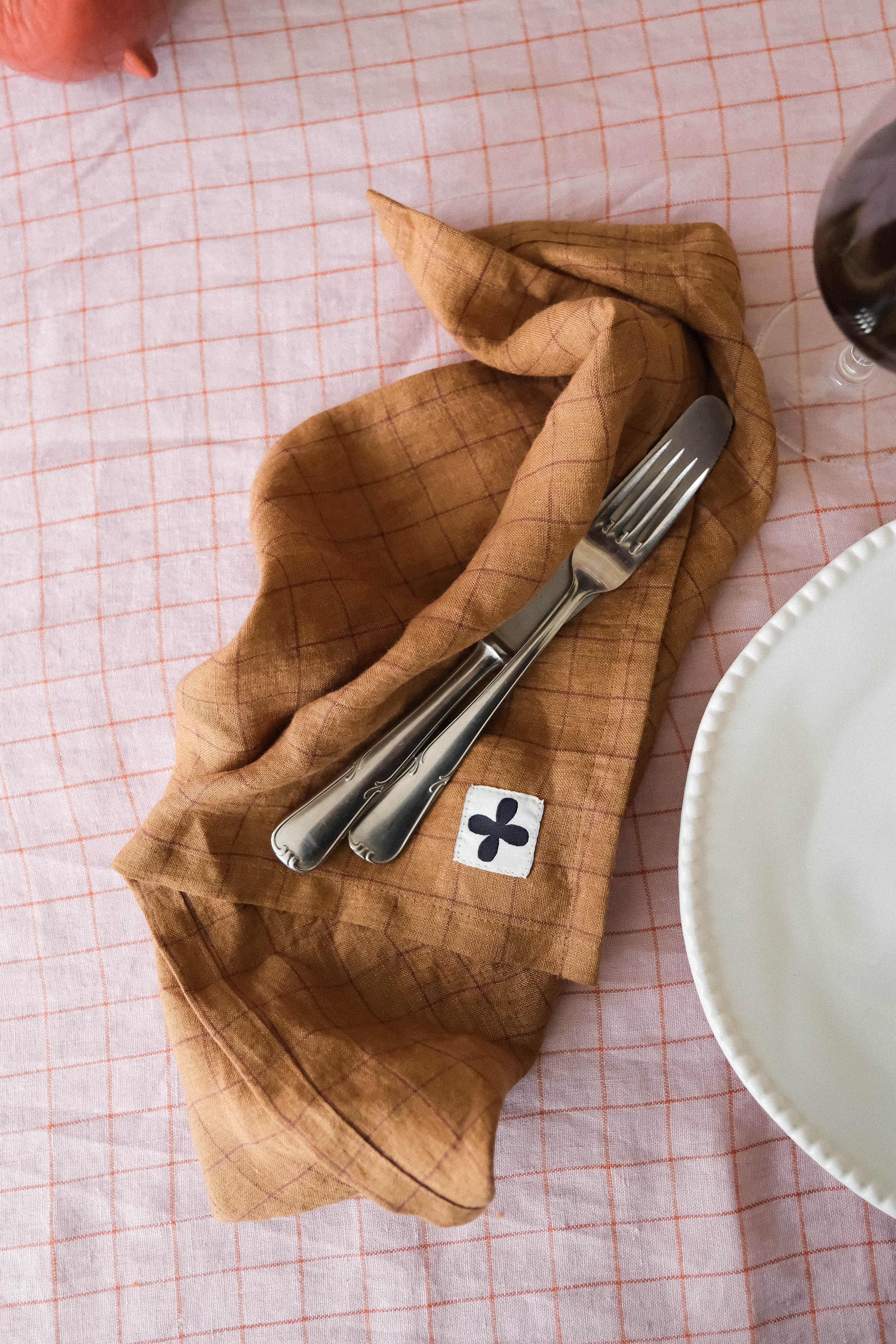 serviette de table ocre carreau