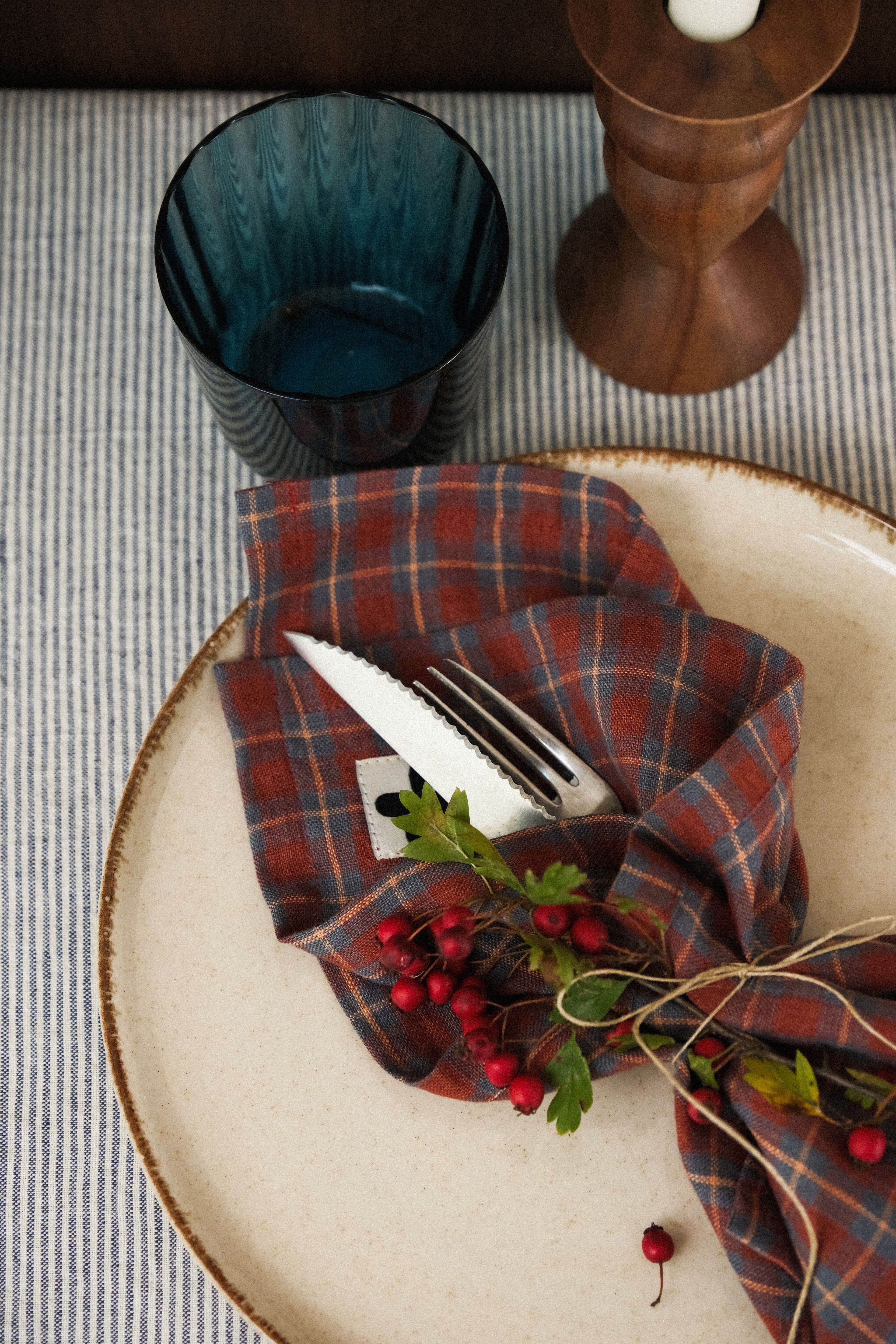 BRUME D’HIVER – La maison