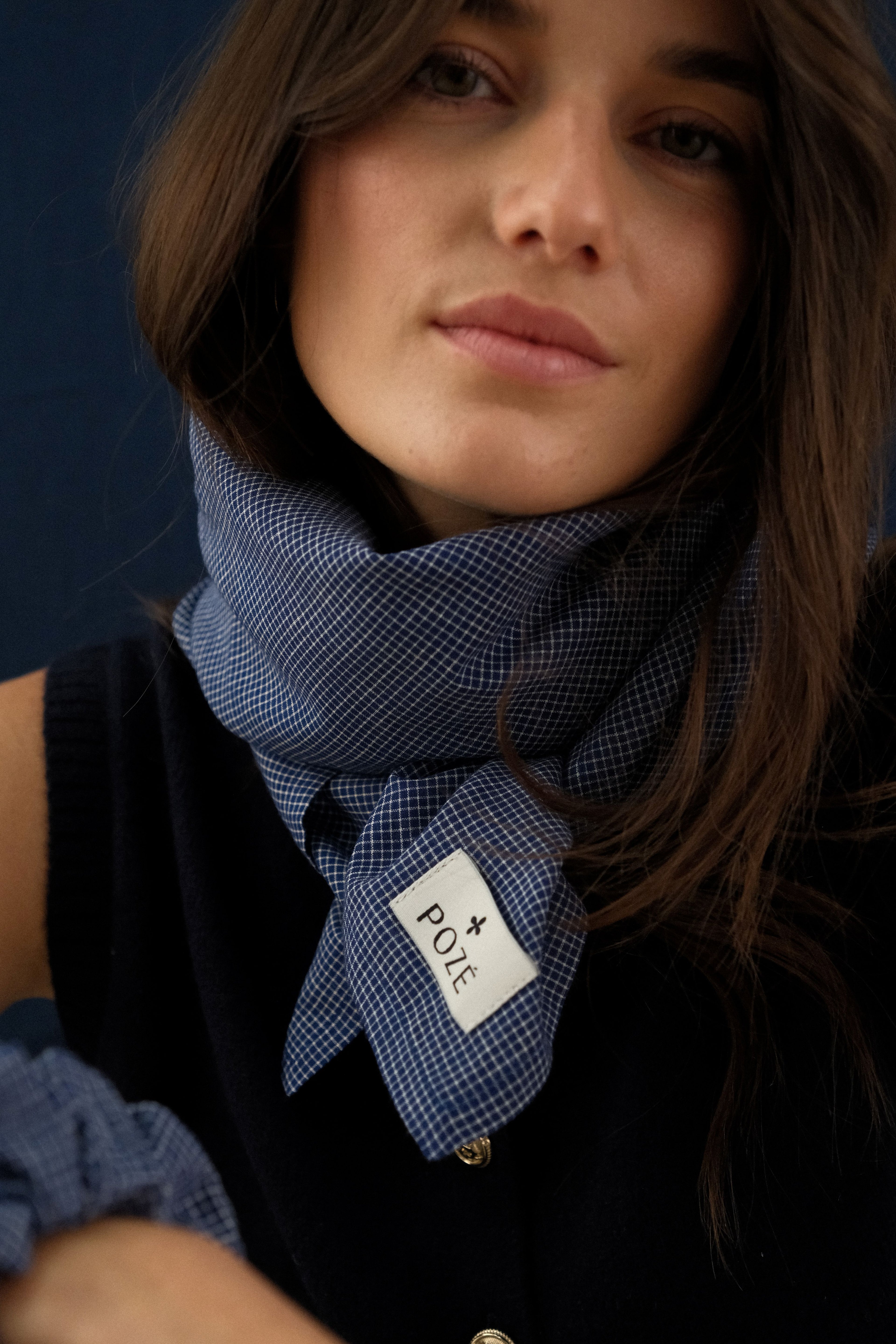 foulard carreau marine