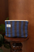 pochette-lin-rayure-cobalt-france-poze